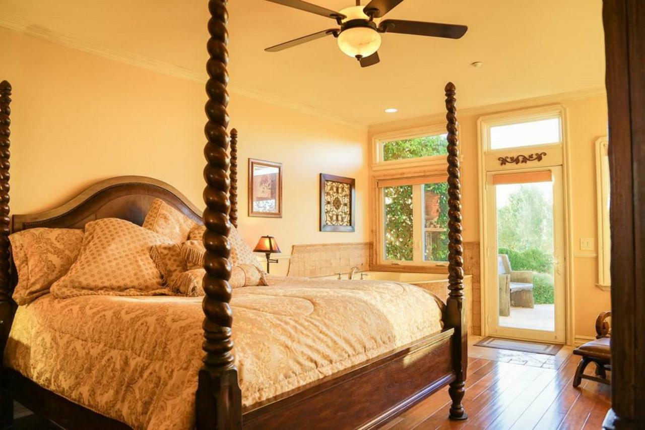 ไฮ ริดจ์ แมเนอร์ Bed & Breakfast ปาโซโรเบิลส์ ภายนอก รูปภาพ
